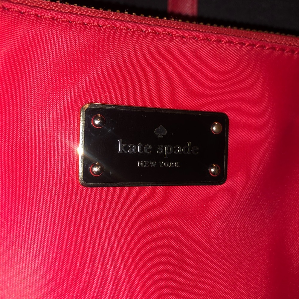 {Kate Spade} Wilson Road Alyse Hand Bag - Picture 2 of 7